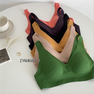 纯色一体杯文胸固定杯垫无痕内衣女士显小胸聚拢睡眠薄款胸罩