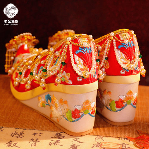 汉服婚鞋明制中式秀禾婚鞋重工古风增高红色新娘鞋坡跟绣花鞋女