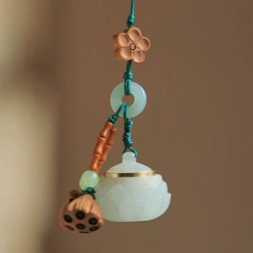 爆款莲莲好运夜光莲花挂件复古随身香囊车挂包挂旗袍压襟莲花吊坠