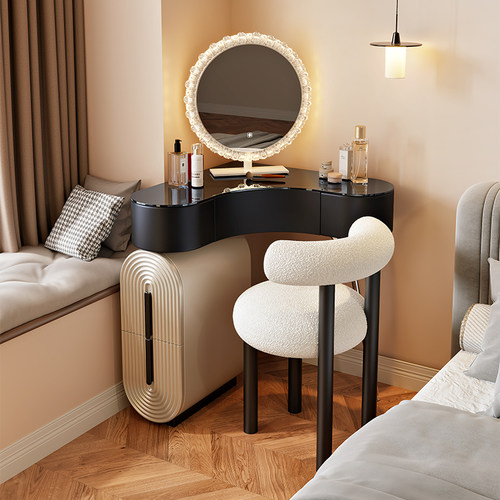 新款转角小户型拐角梳妆台