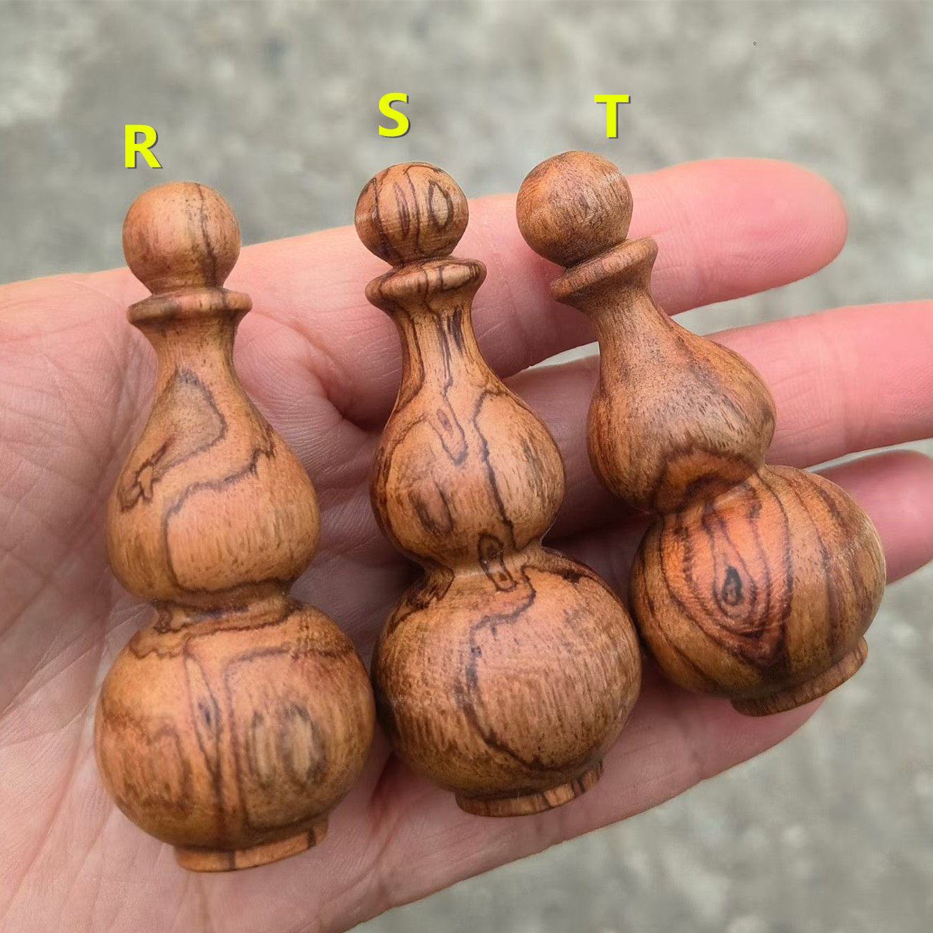 越南黄花梨葫芦手把件 漂亮纹理越黄摆件 红木整木雕刻实心水波纹