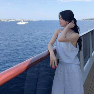 夏季宋慧乔同款浅蓝色亚麻吊带背心上衣百搭老钱风舒适束脚灯笼裤