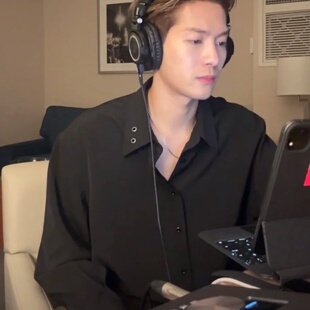 痞帅穿搭男装 冬款 抗皱长袖 男模王嘉尔同款 禁欲系 高级感纯黑色衬衫