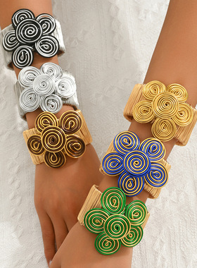 波西米亚风手工花朵手镯