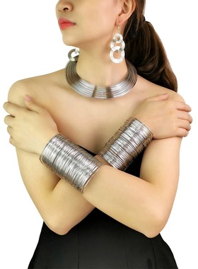 项链2025夸张新款欧美时尚金属多层圆圈耳环夸张复古加长手镯套装