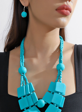 项链新款2024爆款配裙子项链女时尚毛衣链Wooden necklace women