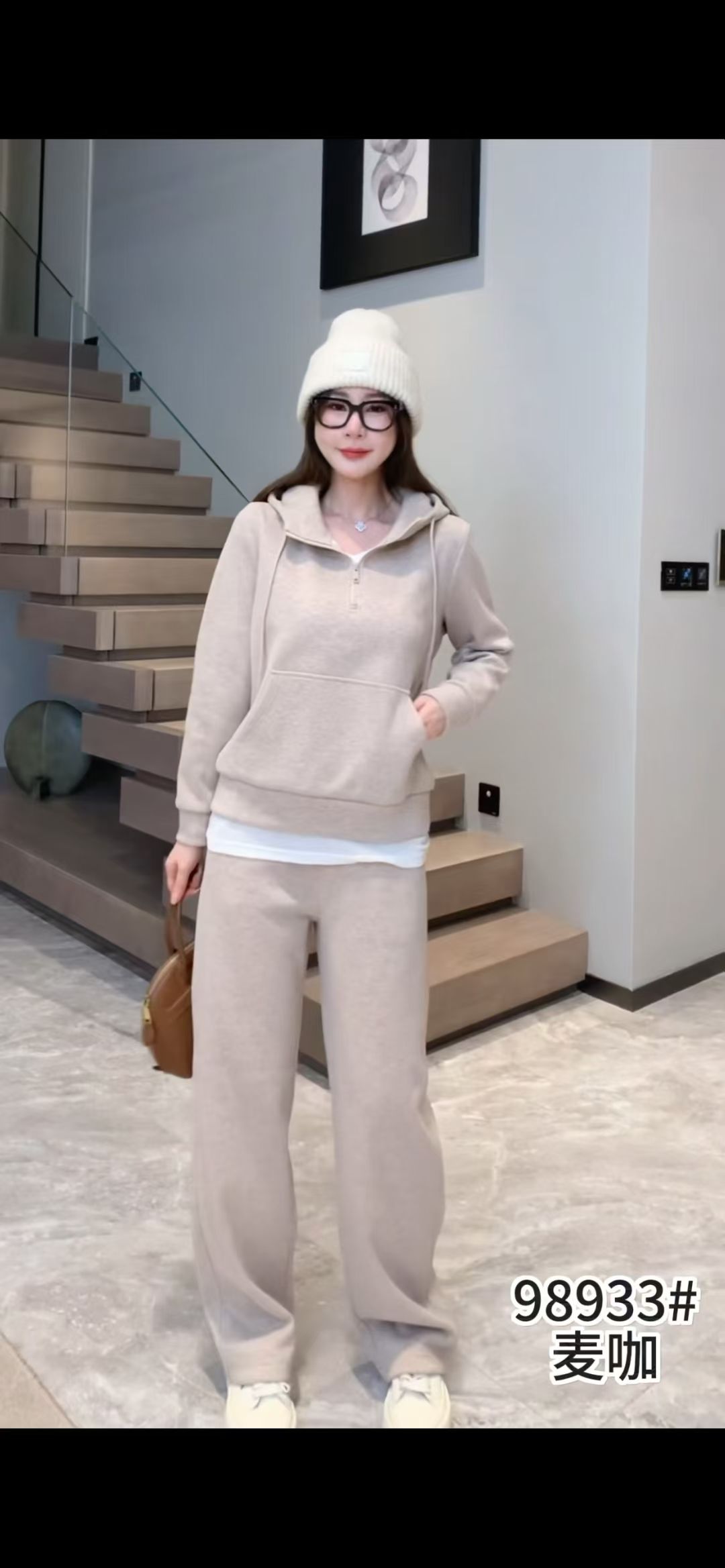 慕格专柜正品女冬季时尚洋气连帽半拉链加绒上衣减龄运动百搭套装