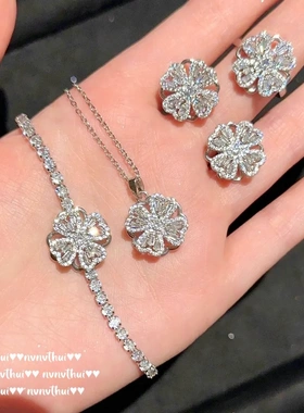 美在心尖儿上富贵花宝石项链 璨若星河 镀18K金 花朵锆石转转手链