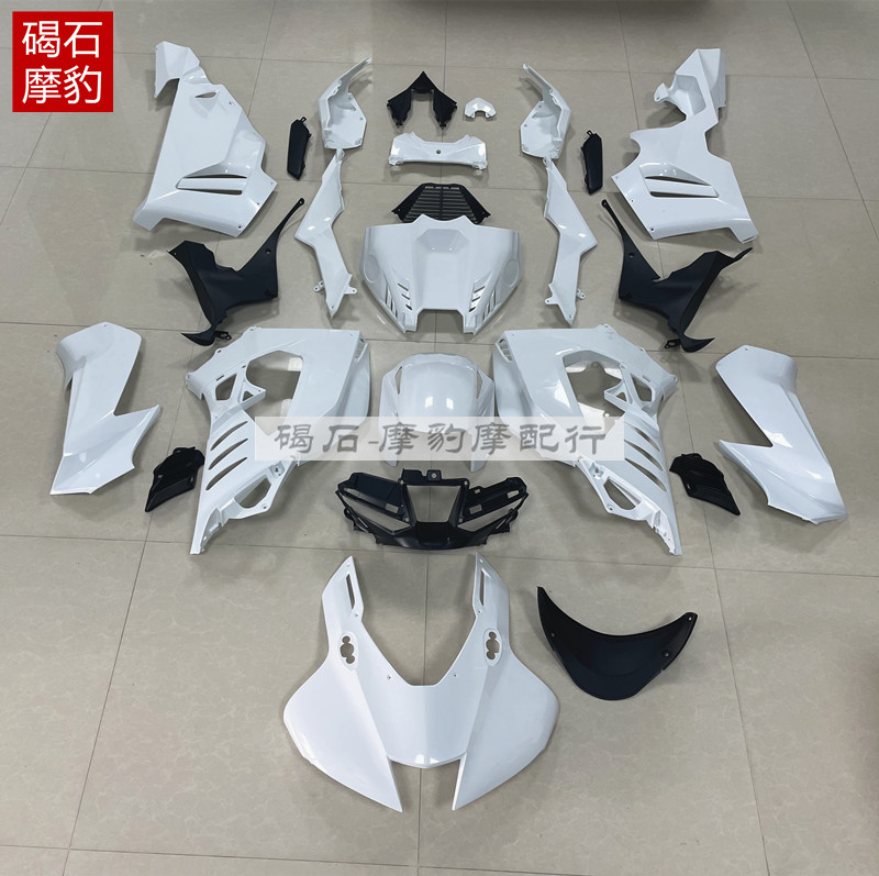 适用于本田CBR1000RR-R 外壳20 21 22年车壳配件侧板摩托车整流罩