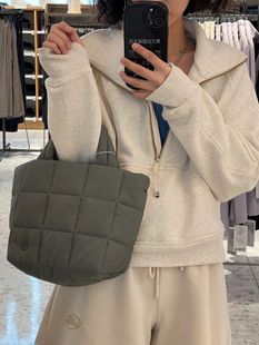 女士泡芙包 Lululemon Grid LW9EFAS Quilted 羽绒斜挎单肩手提包