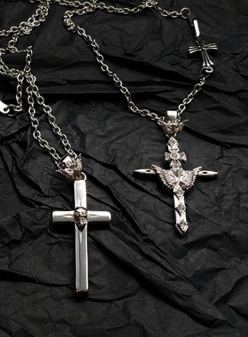 钛钢原创骷髅头十字架，酷炫时尚潮流