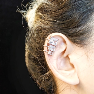 小众设计款潮流钛钢闪钻不掉色耳骨夹无耳洞耳夹耳饰无性别