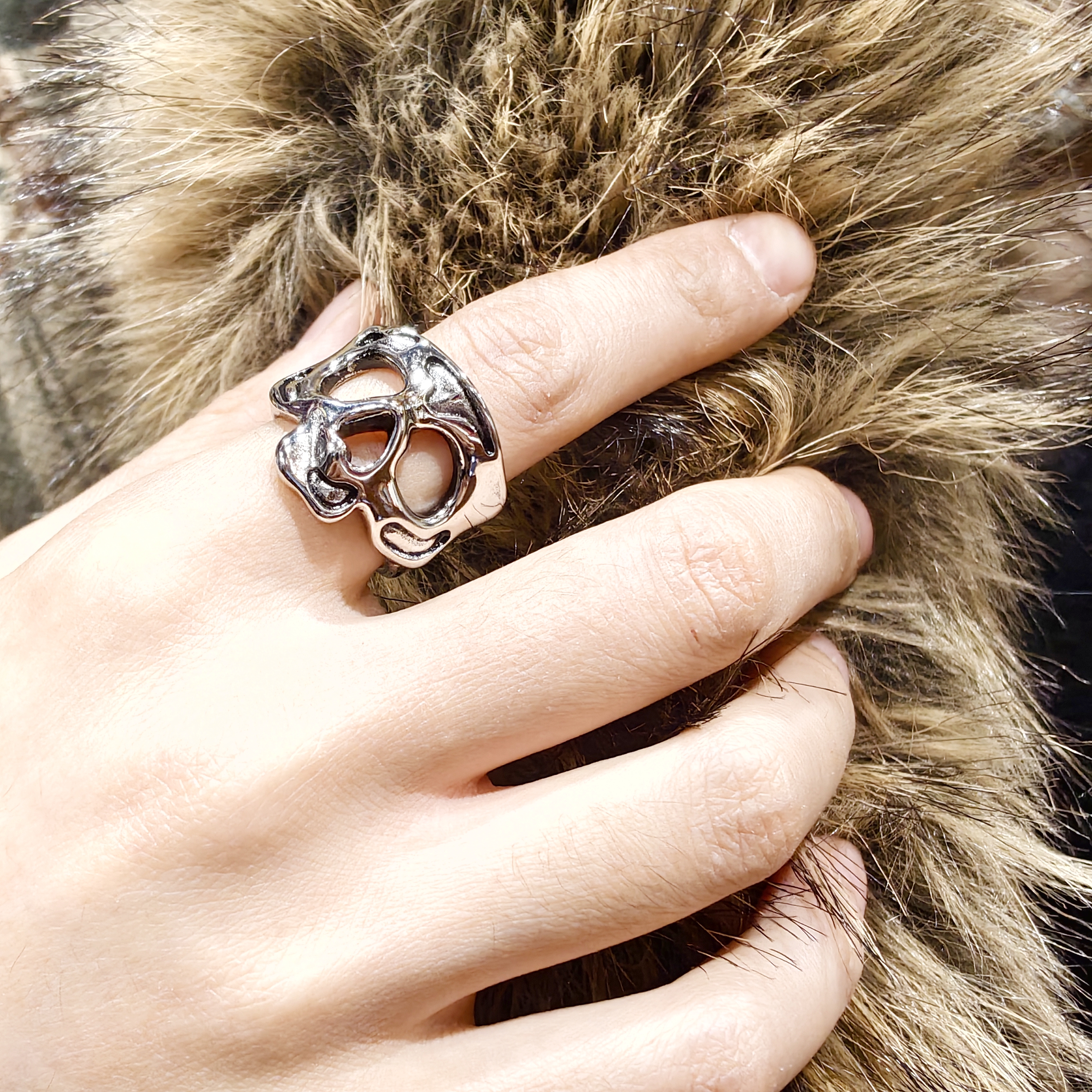 钛钢不掉色个性暗黑戒指