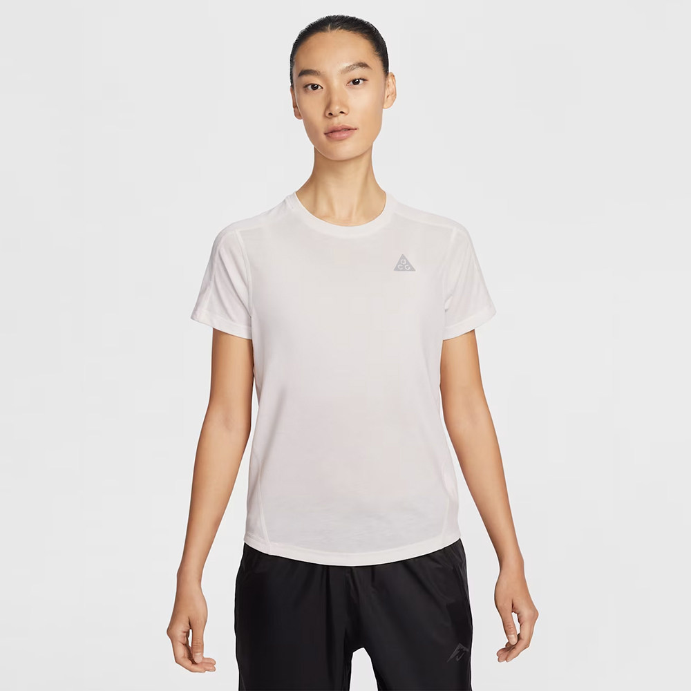 NIKE耐克女子ACG户外运动训练健身针织圆领短袖T恤IO9651-030 - 实物图