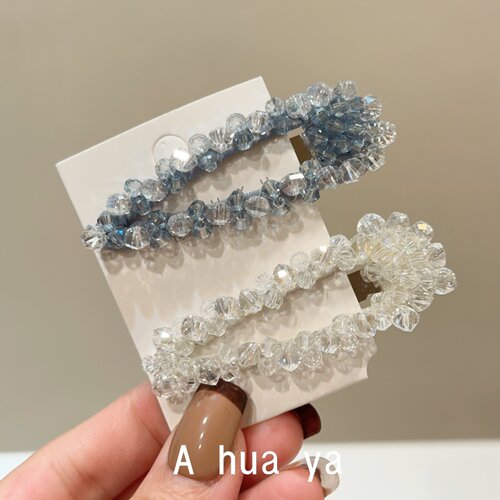 闪亮冰透感白色蓝色水晶重工发夹