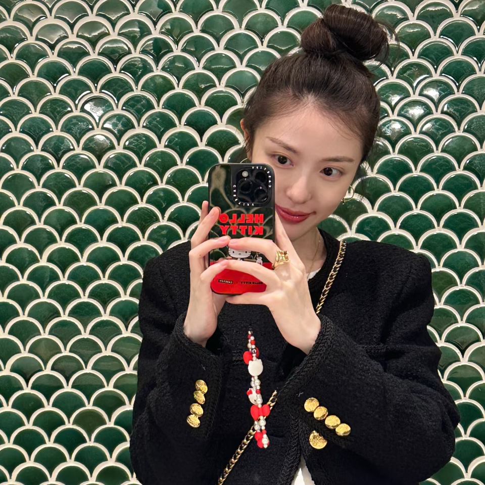 DJ 高品质黑框磁吸镜面壳