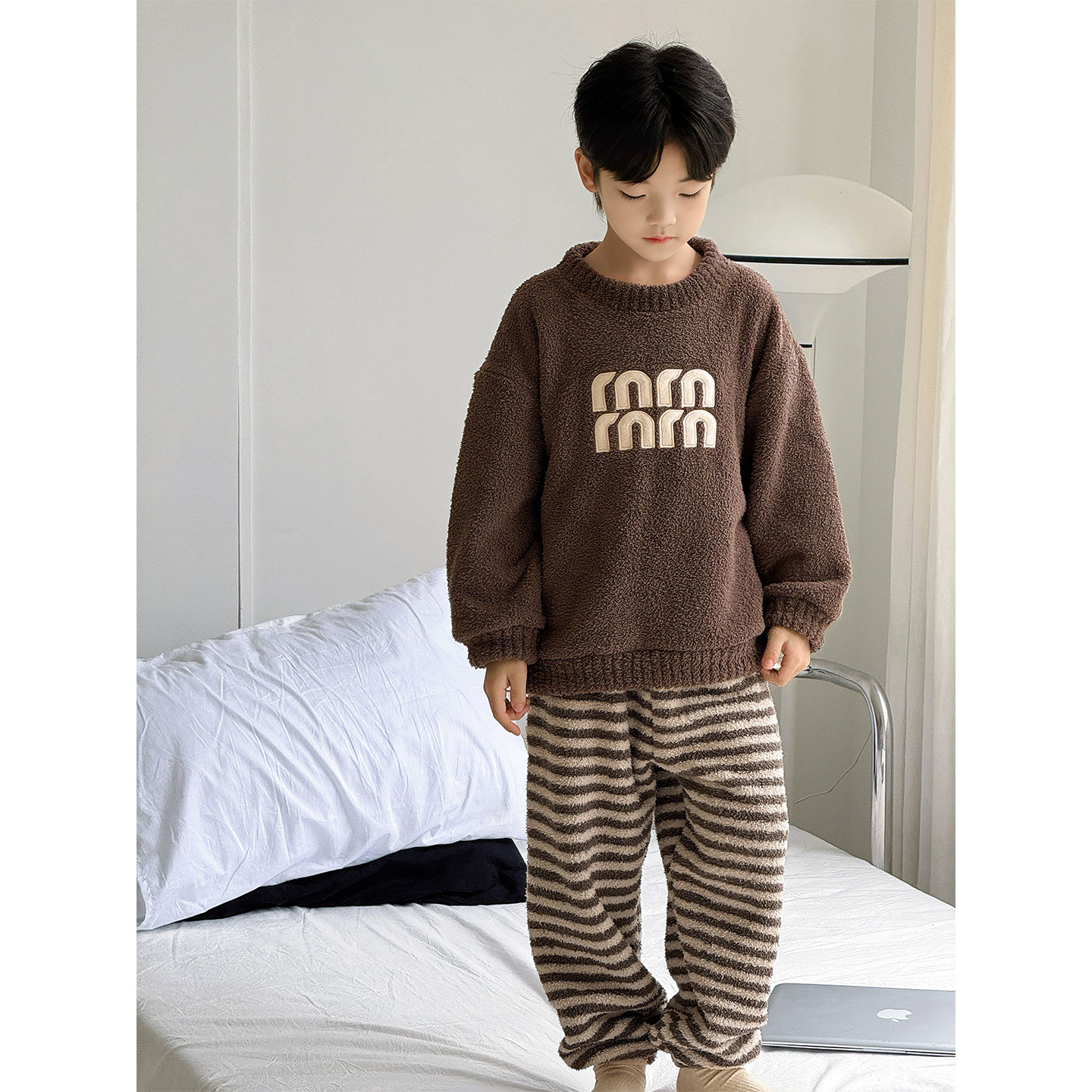 男童珊瑚绒睡衣冬季2025新款大童男孩加绒加厚儿童家居服保暖套装