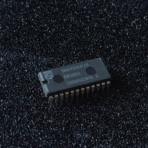 飞利浦全新原装SAA7220 SAA7220P/B数字滤波器四倍取样数字滤波器