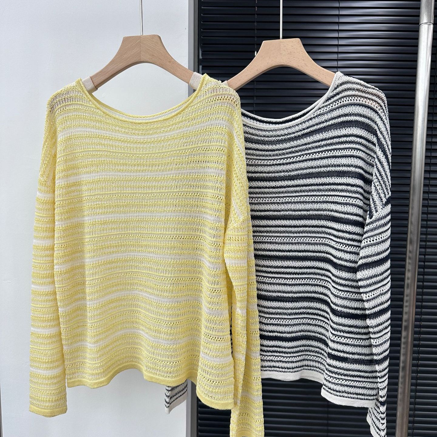 莱塞尔夏季新款一字领防晒罩衫长袖条纹拼色宽松百搭套头针织上衣