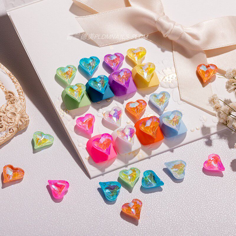 日式美甲歪心钻饰品爆款网红马卡龙摩卡糖果色桃心钻石指甲装饰小