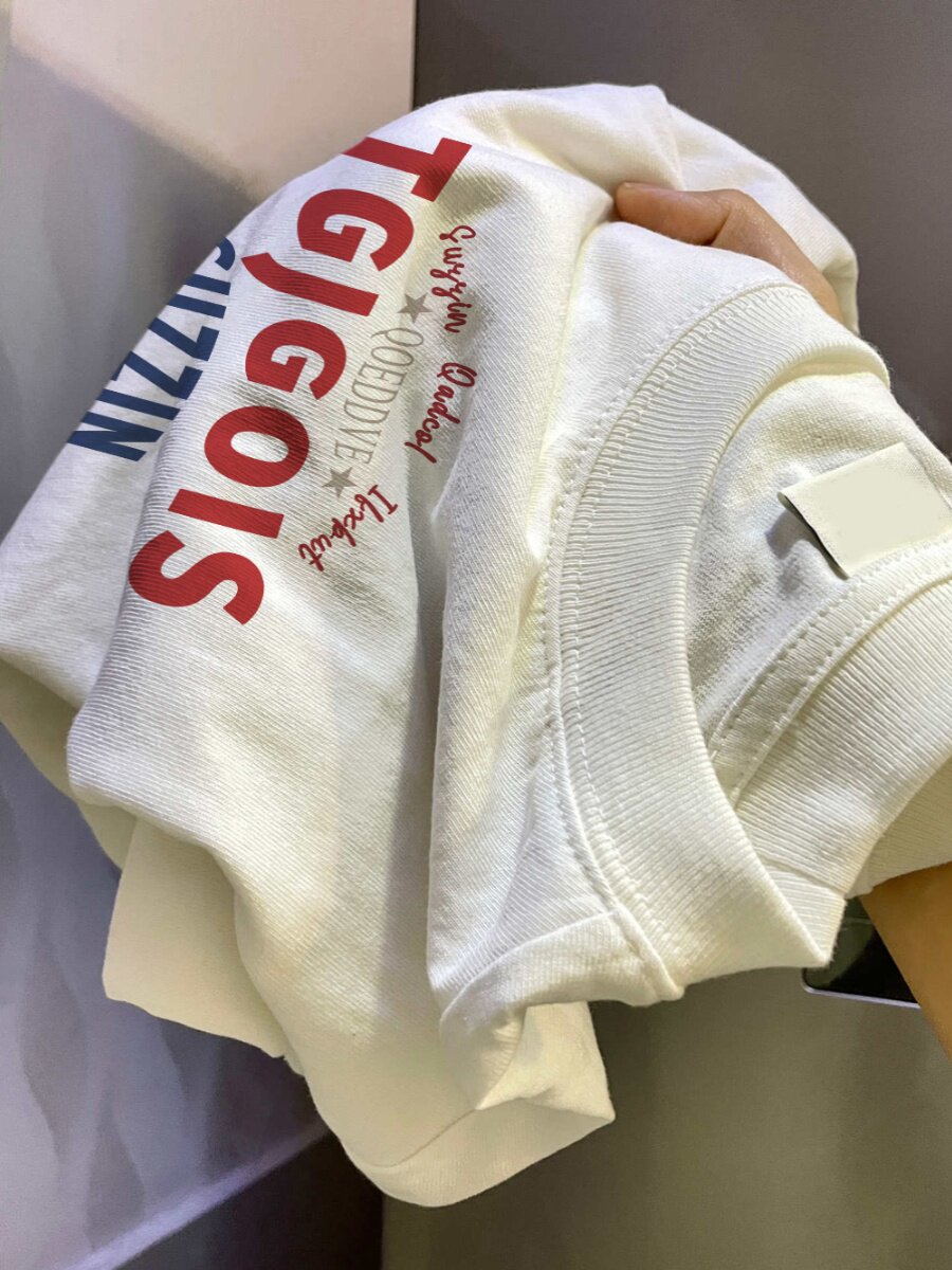 대외 무역 통관 꼬리 상품 브랜드 유출 일본 복고풍 남성 반팔 티셔츠 틈새 인 루즈하고 다용도 반팔