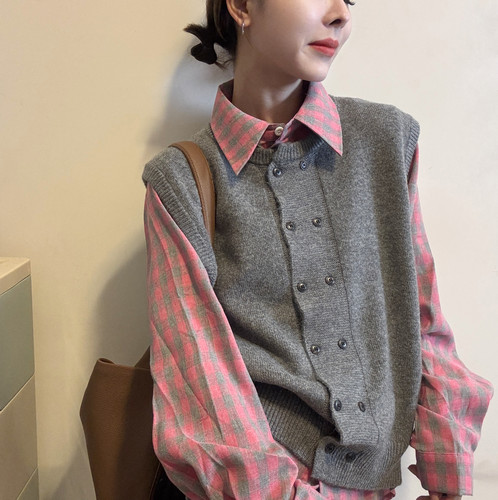 欧洲站2025冬季韩版气质Polo领格子衬衫双排扣针织马甲两件套上衣
