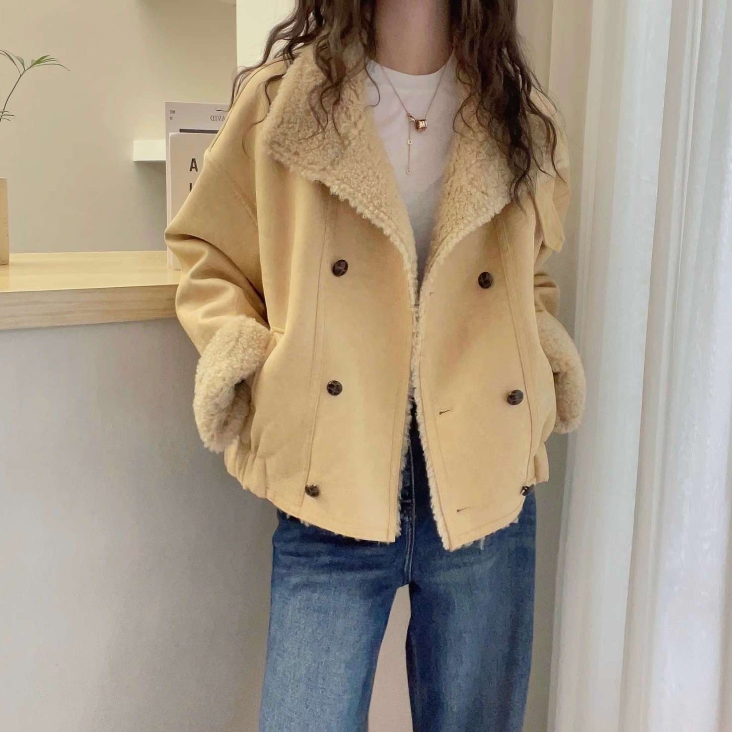 欧洲站2025冬季洋气时髦立领扣袢双排扣短款皮毛一体羊驼绒外套潮