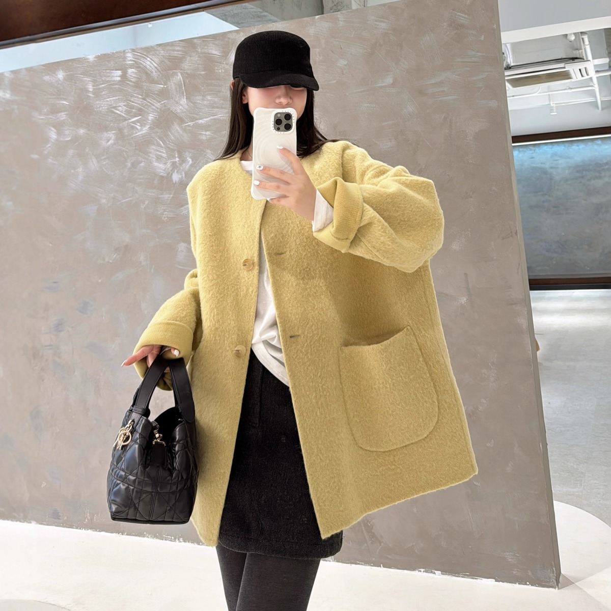 欧洲站2025冬季新款韩系温柔圆领单排扣中长款净版双面羊绒大衣潮