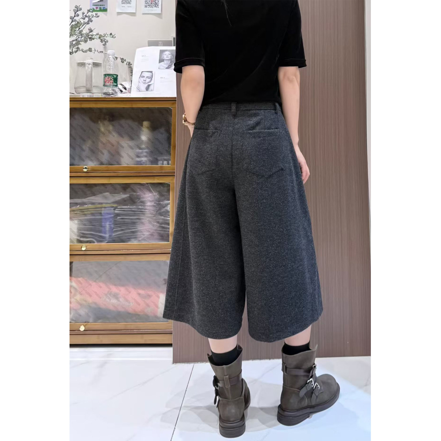 桐桐佳秋冬毛呢厚料六分阔腿裤女保暖炭黑七分靴裤高腰休闲A86177