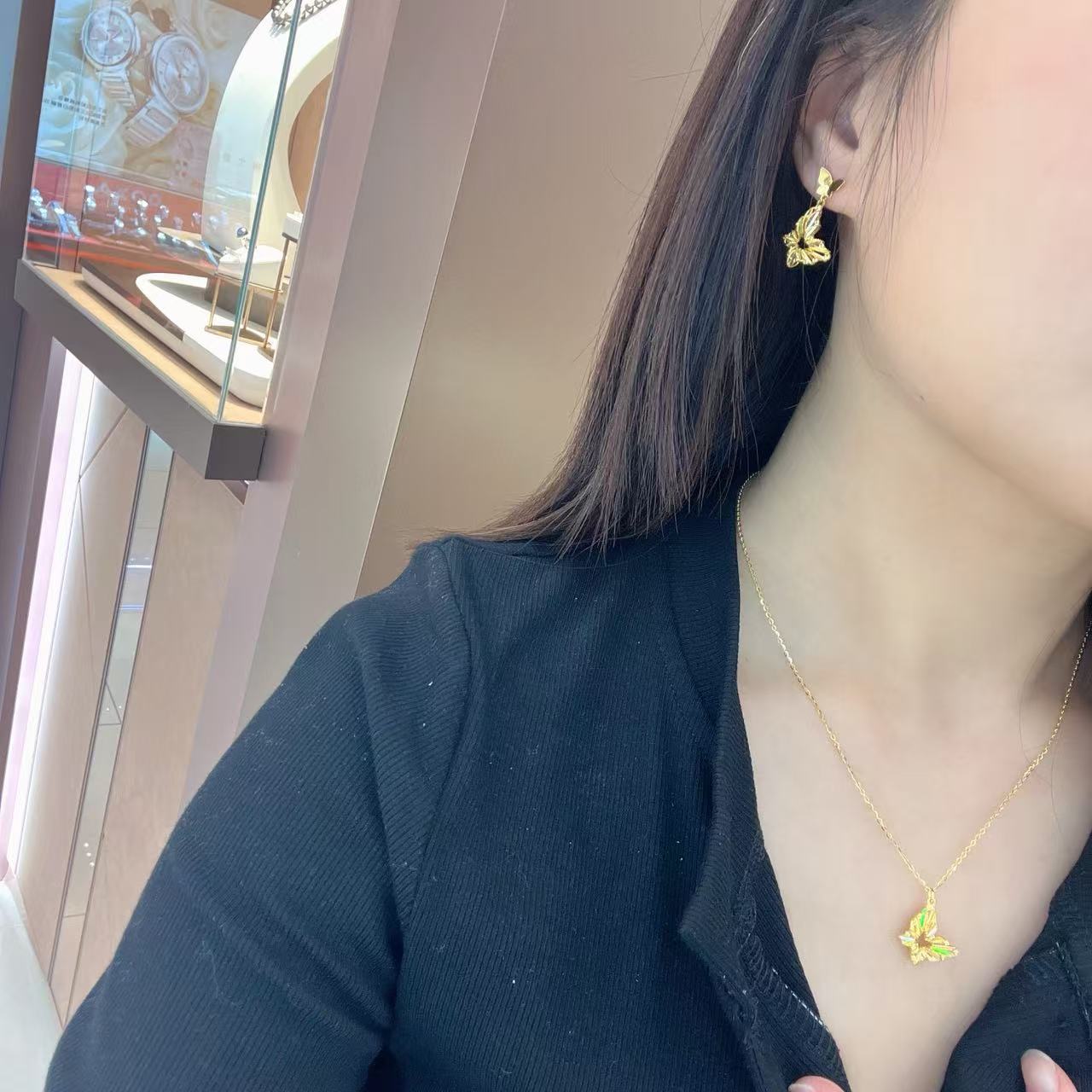 六福珠宝冰钻蝴蝶项链/耳环