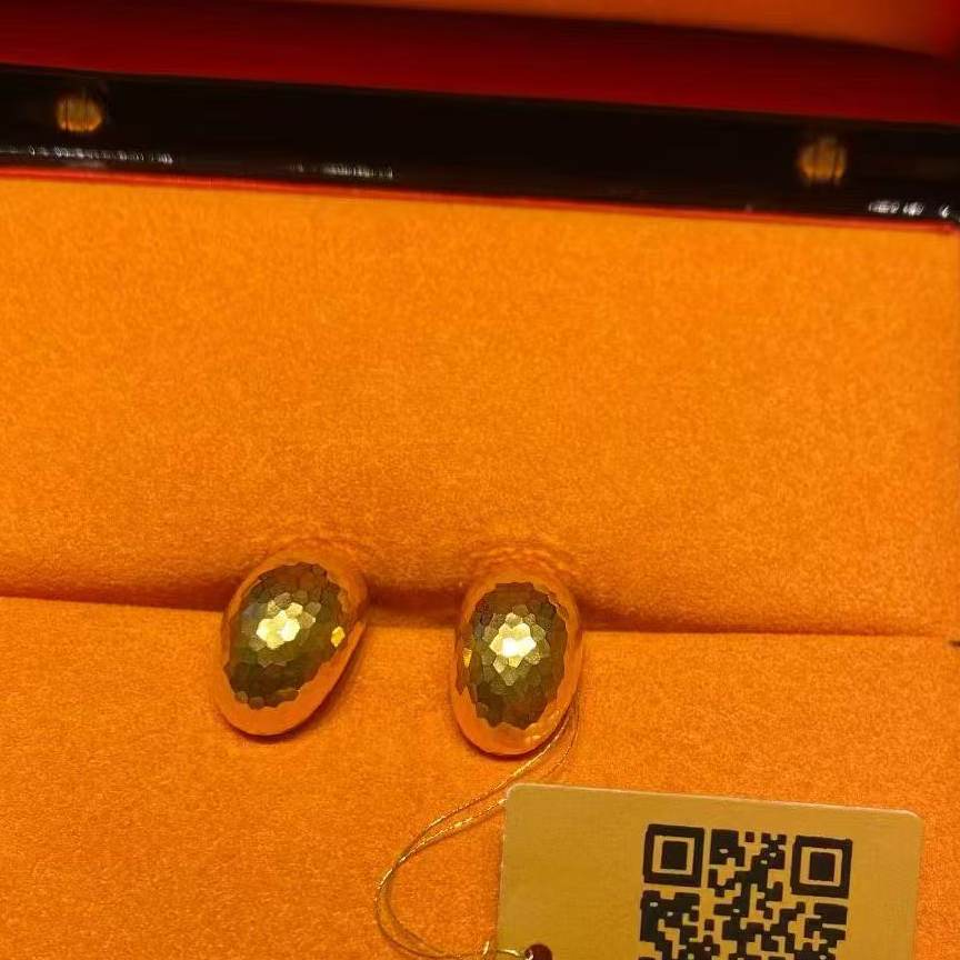 老铺黄金黄金锤纹经典款耳环