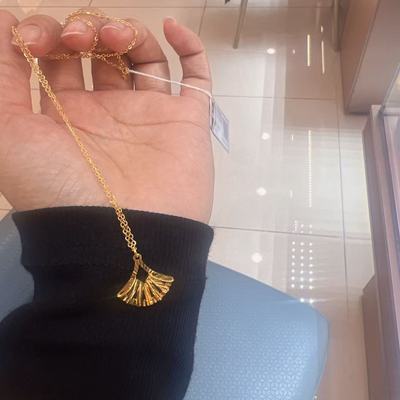 六福珠宝冰钻黄金扇子项链