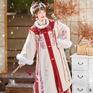 凤台曲原创汉服格格千岁对襟长袄汉元素拜年冬复原剪花云肩汉服女