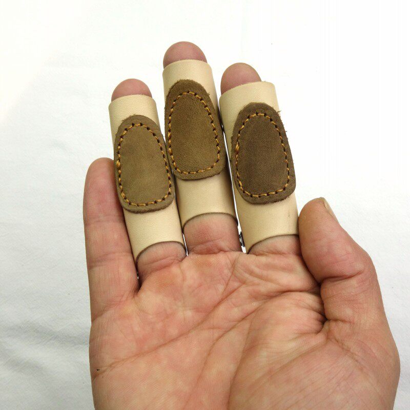 弓箭护指独立三指手套美猎传统反曲射箭运动拉弦指套弓箭护具配件