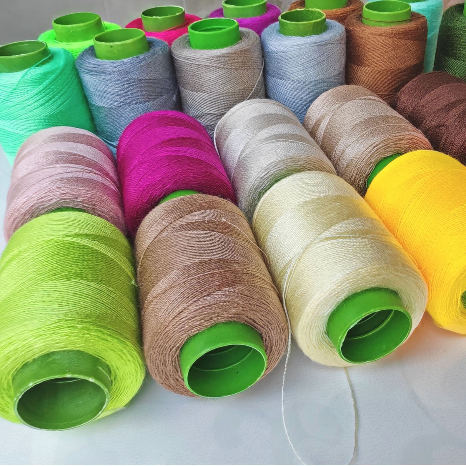 香槟杏色手工缝纫机线浅卡其巧克力细修补牛毛棕麦肤焦糖小卷宝塔