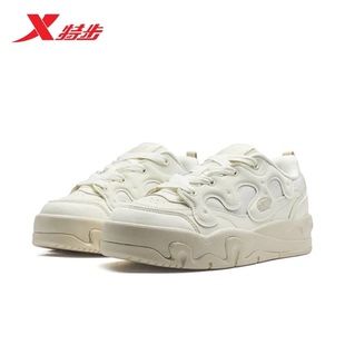 皮网休闲板鞋 特步女运动鞋 2026春新款 牛奶小白鞋 974118310023 板鞋