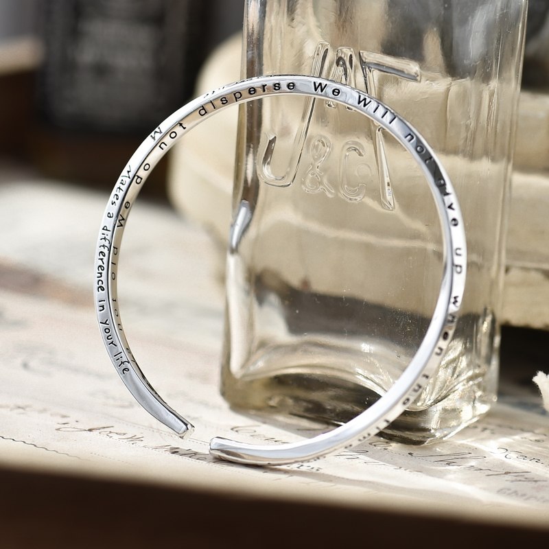 新款字母英文男女莫比乌斯手环