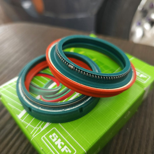 揽途MTS1200S 1260S安德鲁前减震油封 斯凯孚SKF FORK OIL SEALS