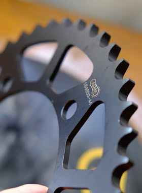 宝马S1000R S1000RR S1000XR M1000牙盘链轮RK油封链条AFAM大小飞