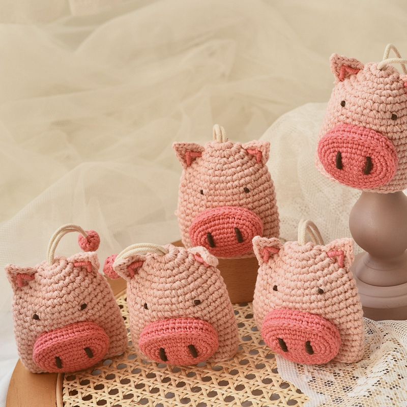 高品质纯手工毛线编织卡通抽拉式钥匙包小猪车用汽车钥匙收纳袋