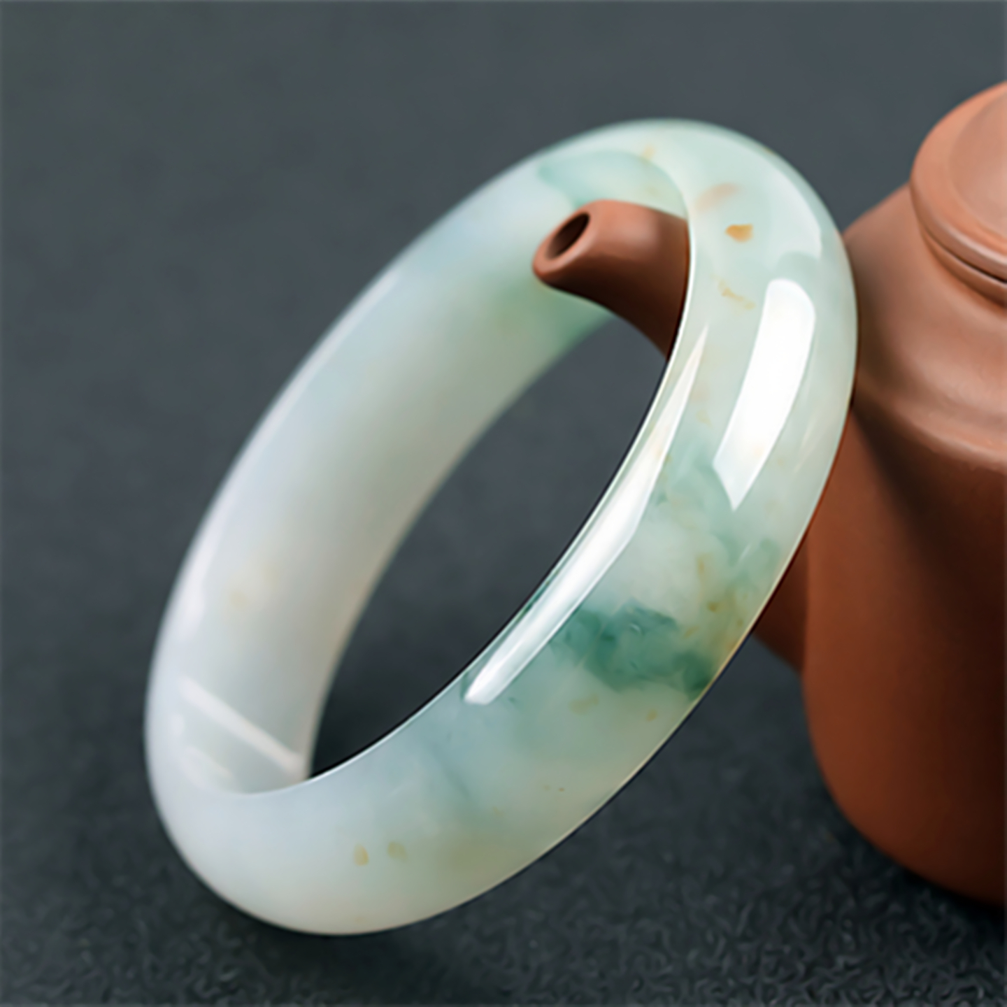 翡翠A货手镯冰种三彩晴水飘花