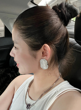925银针赛蒂娜之泉白色不规则透明耳钉  单依纯同款夸张时髦戒指