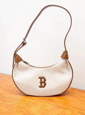 MLB春季新款情侣腋下包NY可调节单肩包女子月牙包运动包3ABQB016N