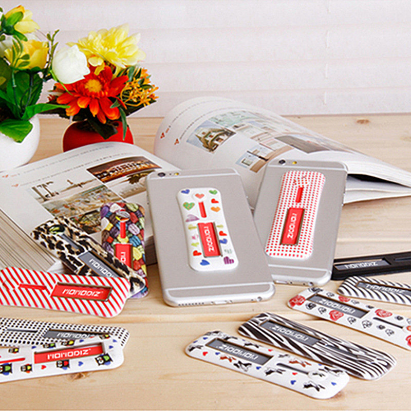 Support téléphone mobile JANE WYATT - Ref 1367125 Image 3