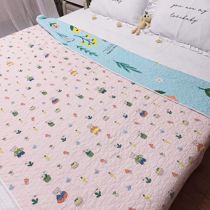 特价双面斜纹纯棉床盖小褥子隔脏