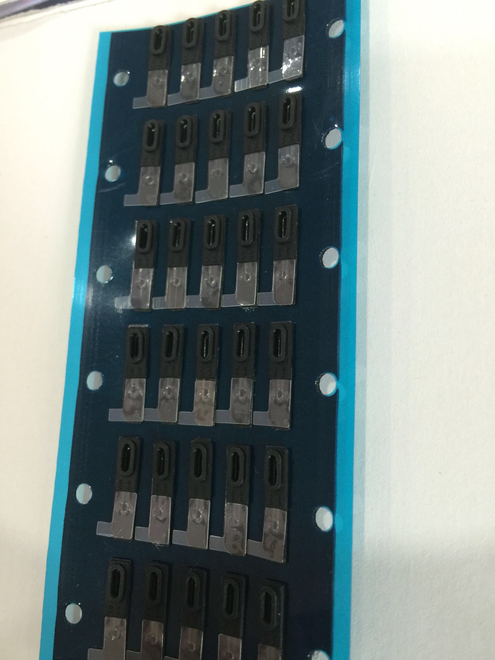 ÊÊÓÃÓÚÆ»¹û6 iphone7 plus 5´ú5s ÌýͲ·À³¾Íø ¸Ç°åÌùÖ½