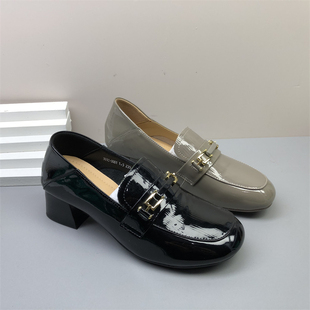 专柜特价清仓尾货真皮女鞋2025春秋新款头层牛皮休闲乐福鞋漆皮鞋