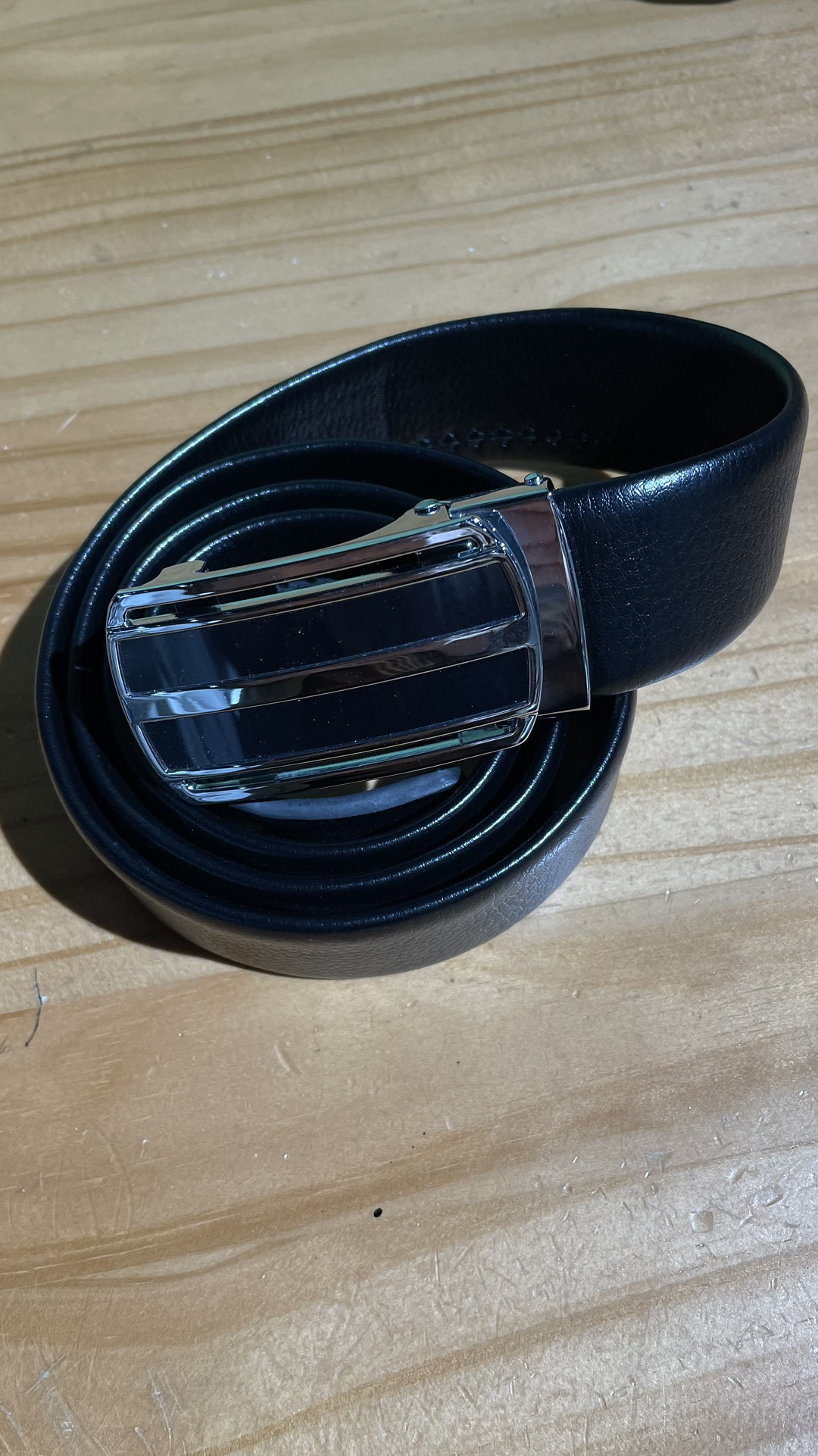 XP141     雷迪卡丹美裹马求斜 推荐男士不锈钢自动扣简约大气腰