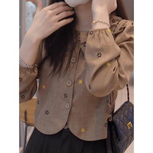 法式时髦撞色印花娃娃领单排扣长袖衬衫女2025秋季新款减龄上衣潮