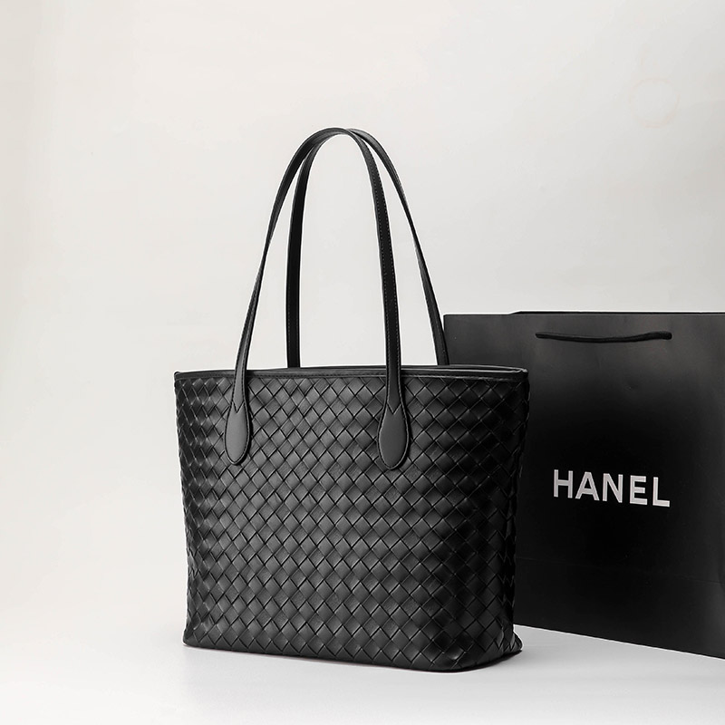 包包女式2025新款高级精致菱格绣花单肩包手提斜挎链条包